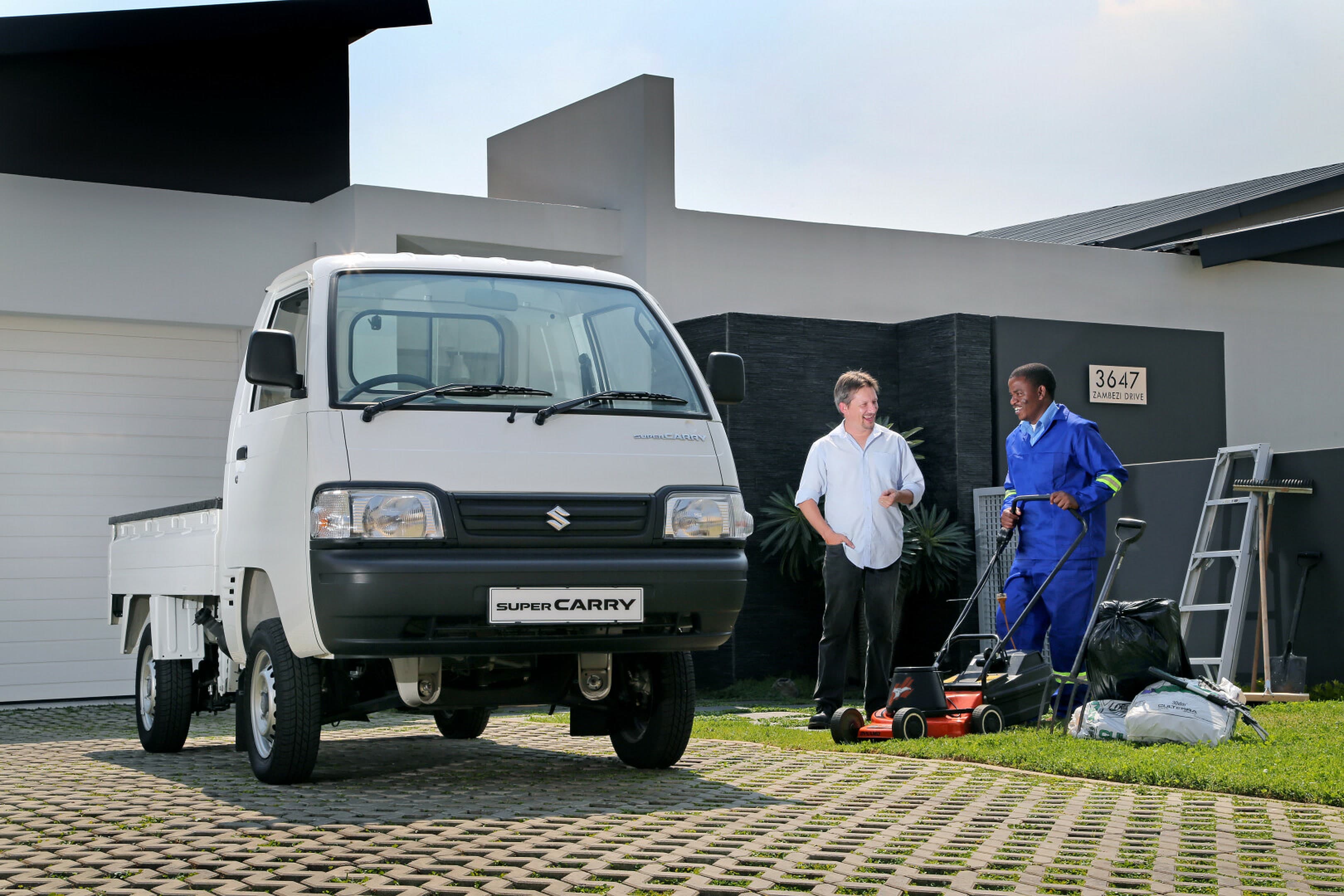 Super Carry interior