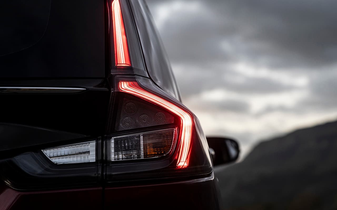 Suzuki XL6 vs. Competitors – How Does It Stack Up?