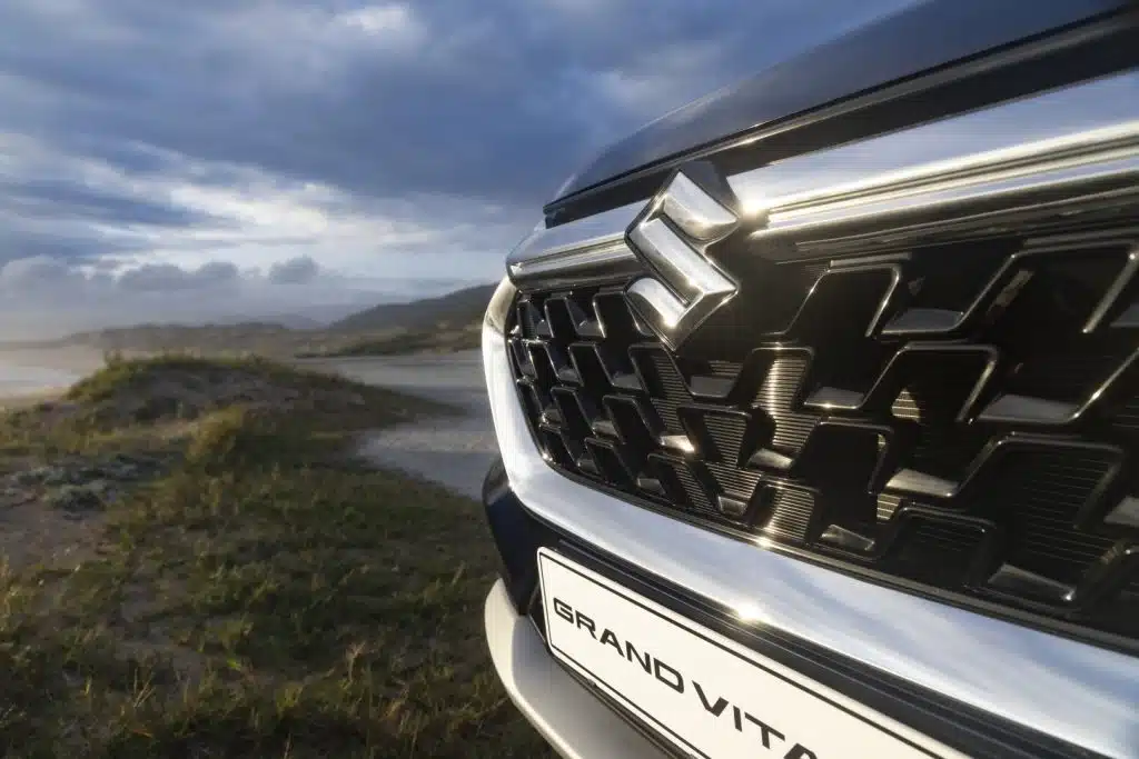 Suzuki Grand Vitara Grille and Badge Close up