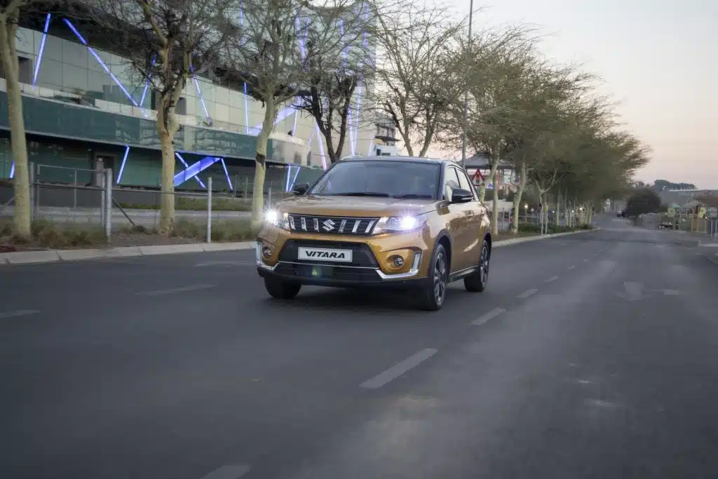 Front View of the Gold Suzuki Vitara 2019 sold by Thorp Suzuki