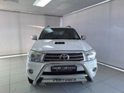 
										2010 Toyota Fortuner 3.0D-4D full									