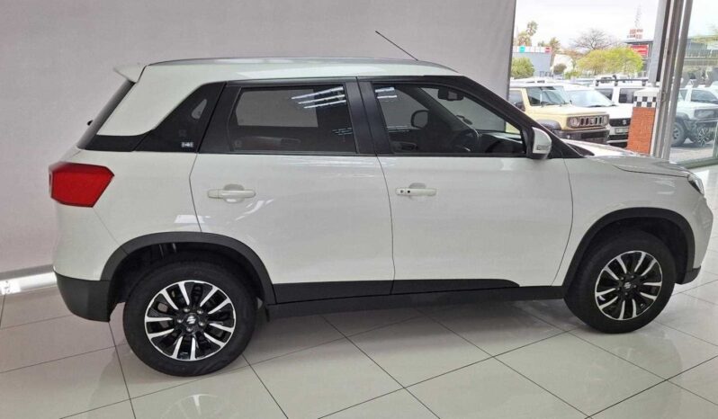 
								2022 Suzuki Vitara Brezza 1.5 GLX full									