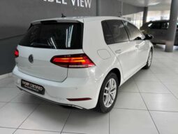 
										2018 Volkswagen Golf 1.4 TSI Comfortline DSG full									