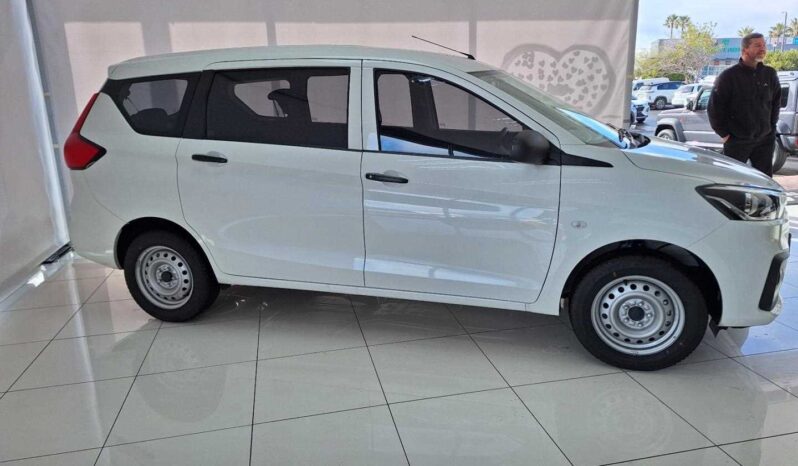 
								2024 Suzuki Ertiga 1.5 GA full									