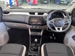 
										2023 Renault Triber 1.0 Intens AMT full									